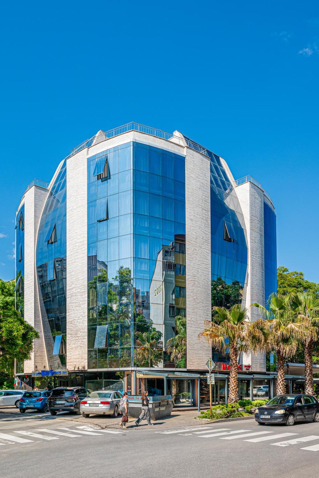 Hotel Noris بلوفديف المظهر الخارجي الصورة