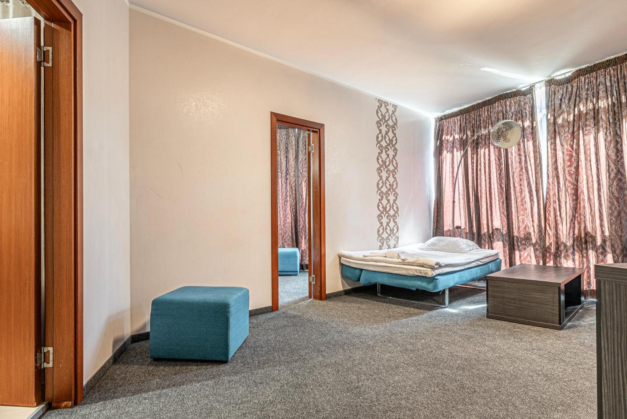 Hotel Noris بلوفديف المظهر الخارجي الصورة