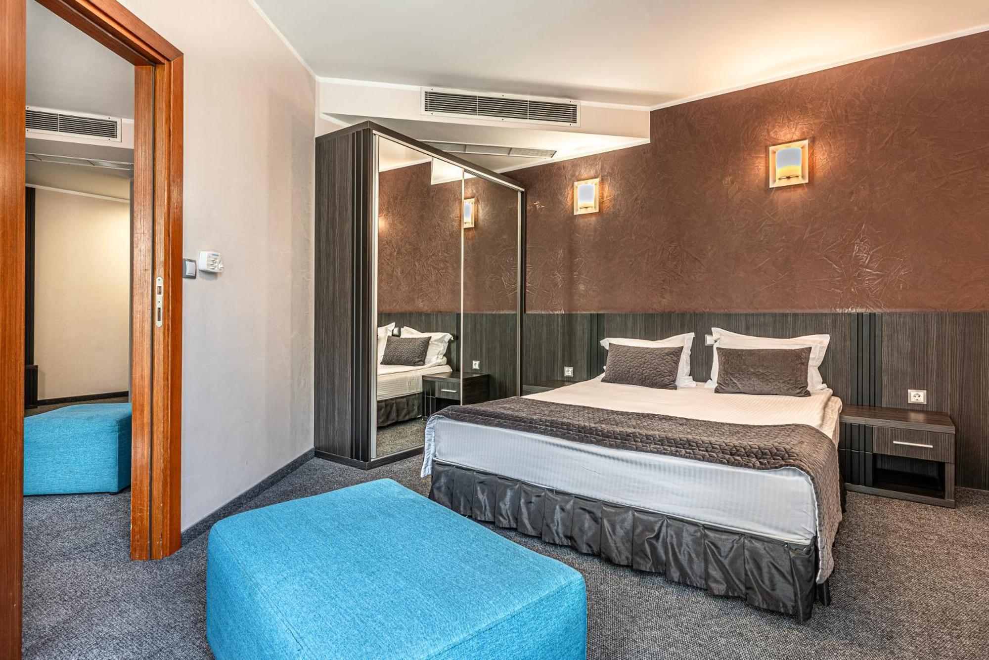 Hotel Noris بلوفديف المظهر الخارجي الصورة