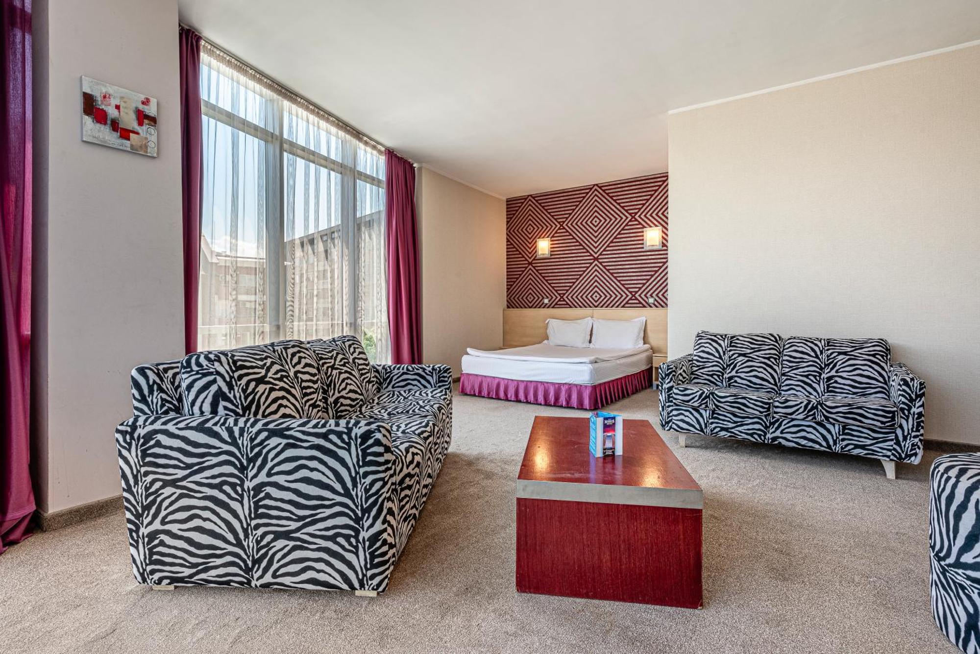 Hotel Noris بلوفديف المظهر الخارجي الصورة